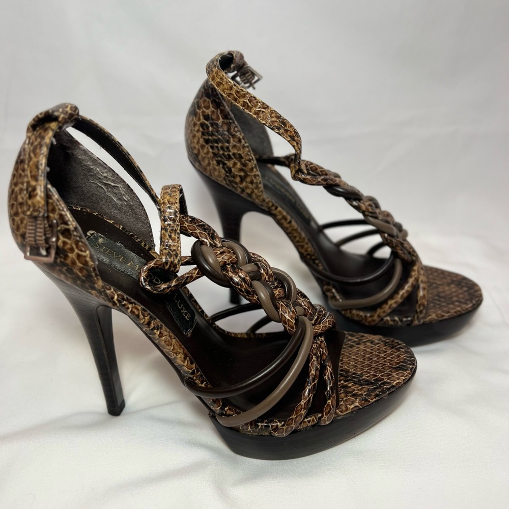Steve Madden Luxe brown/tan Snake Skin 4” heels